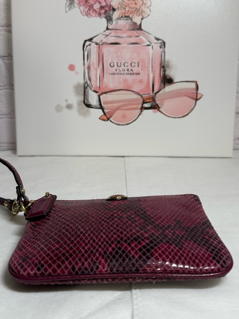 Coach Burgundy Snakeskin Embossed Wristlet Gold Hardware 6x4in - Picture 9 of 14